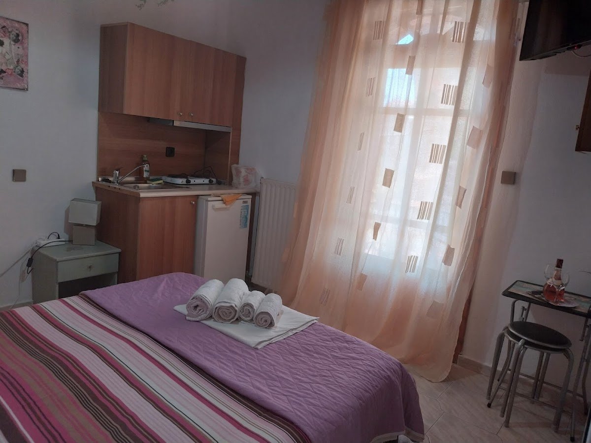 Amversa's Rooms, Thassos