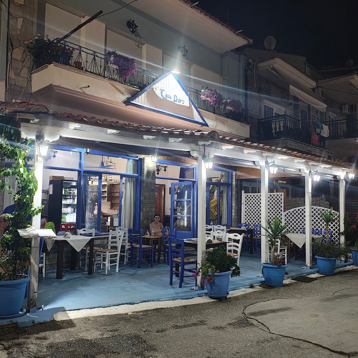 Cavo d' oro taverna, Thassos