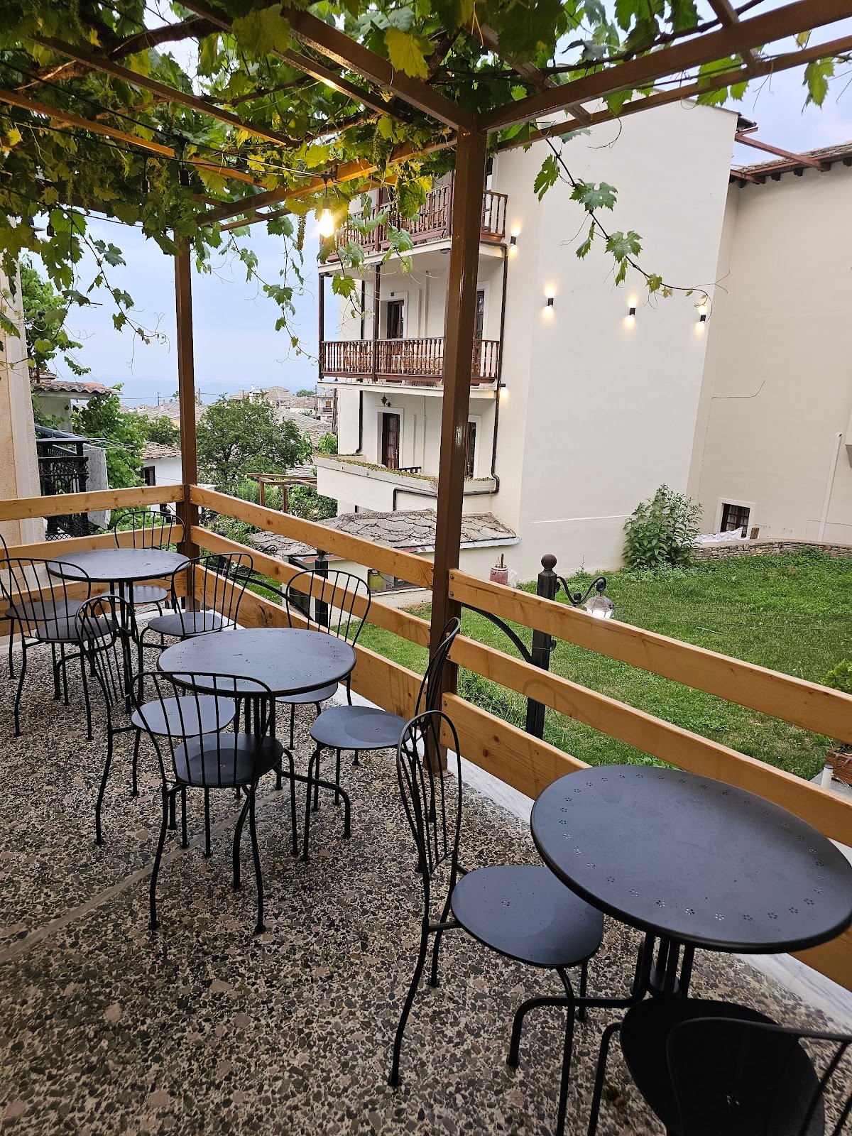 Thassitsa — tavernă în Skala Panagia, Thassos